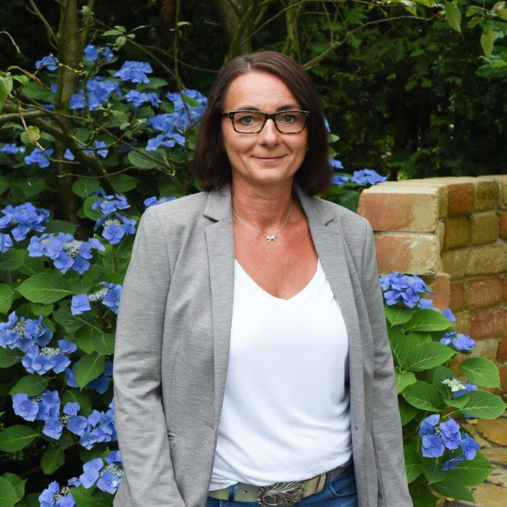  Kirsten Bscher-Lohmann